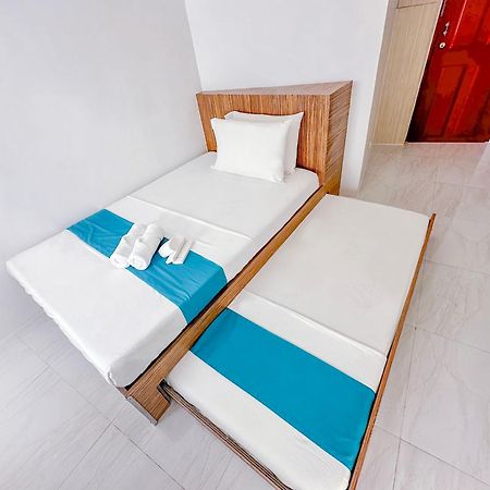 סן פדרו מקאטי Circuit Hostel מראה חיצוני תמונה