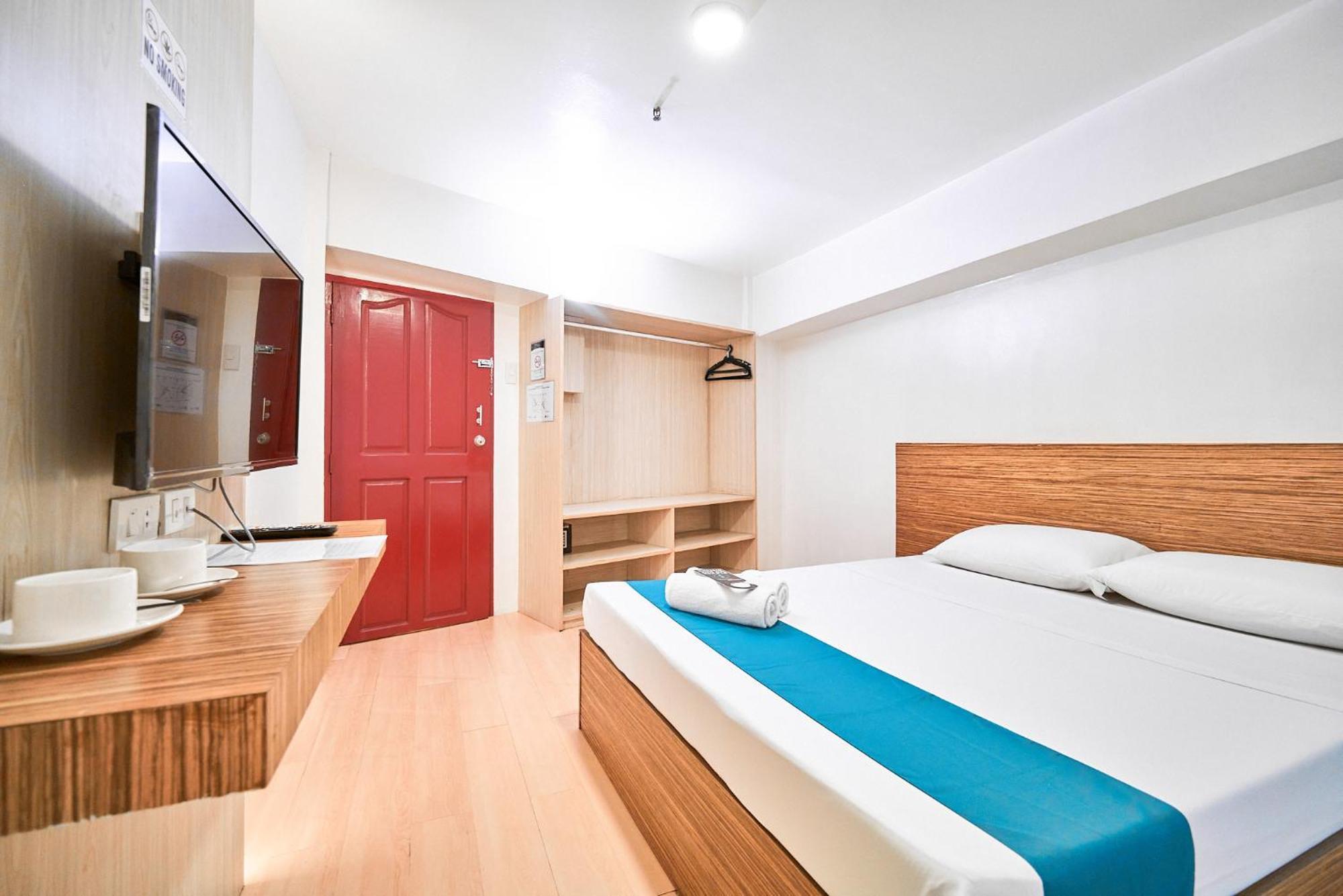 סן פדרו מקאטי Circuit Hostel מראה חיצוני תמונה