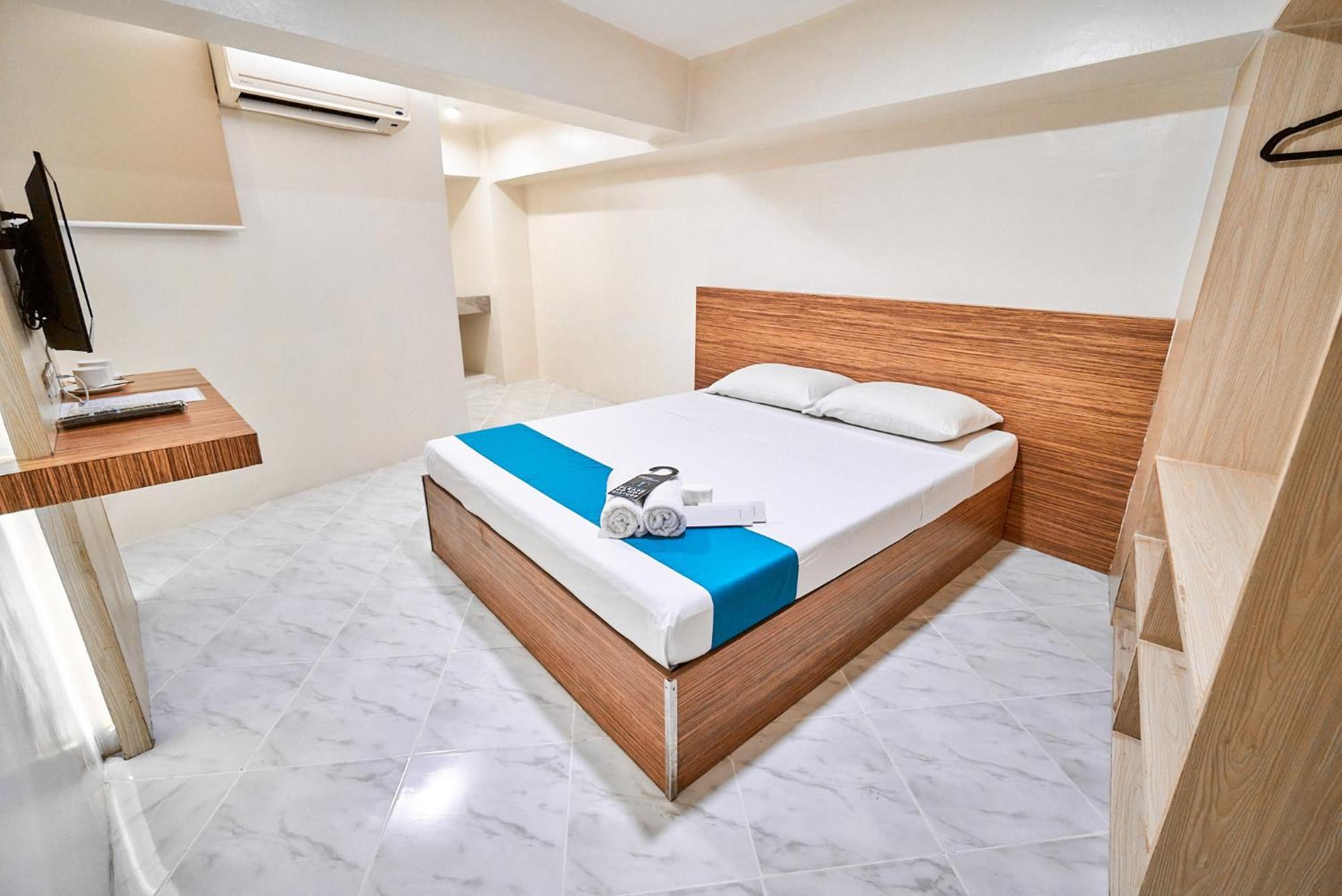 סן פדרו מקאטי Circuit Hostel מראה חיצוני תמונה